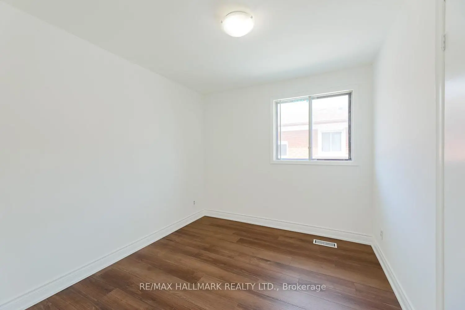 Additional image 13 of 767 Midland Avenue