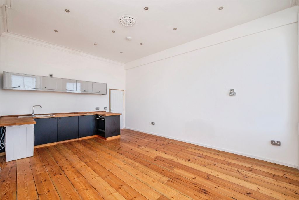 Additional image 9 of 2 bed flat for saleHall Quay, Great Yarmouth NR30