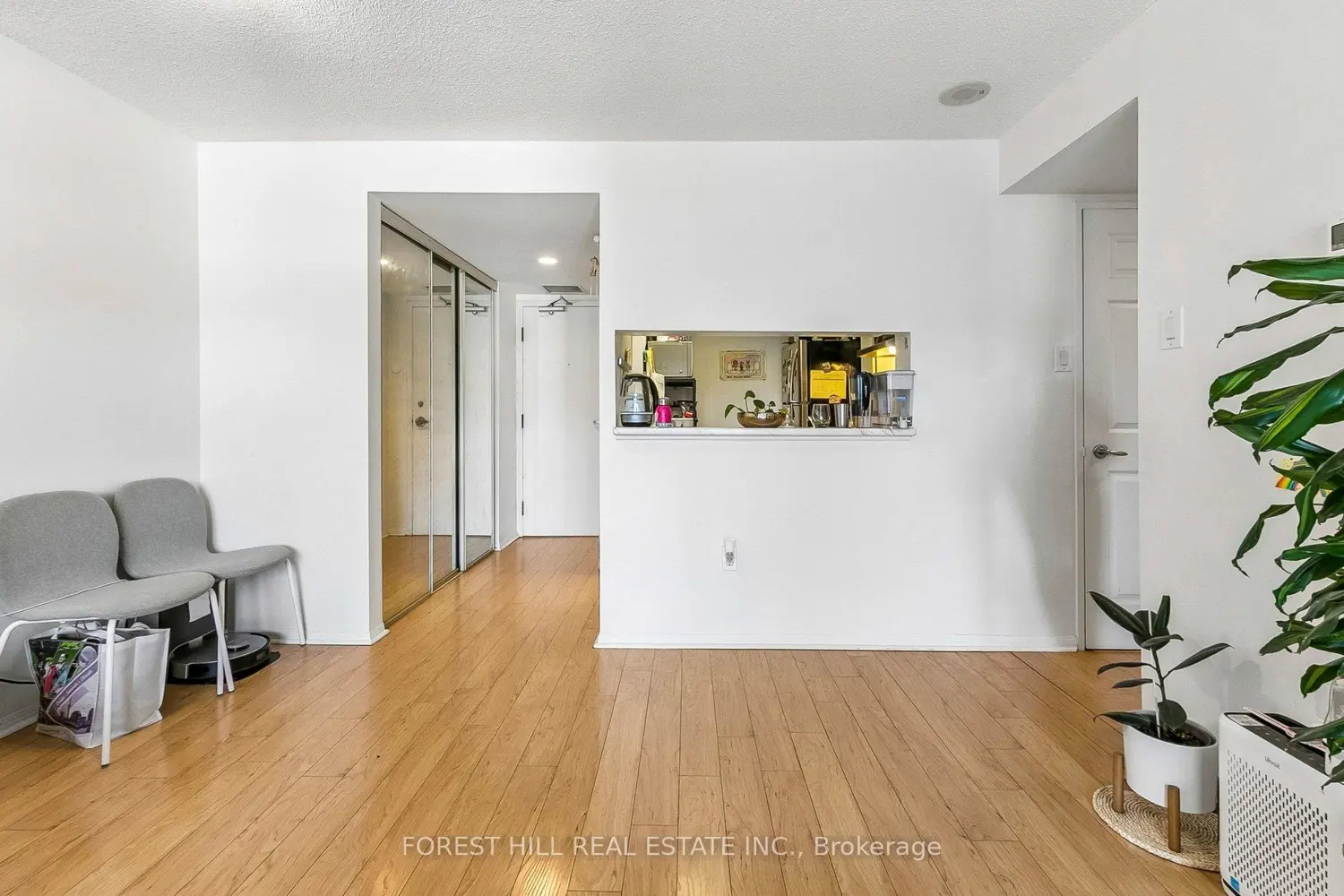 Additional image 6 of 705 King Street 1203