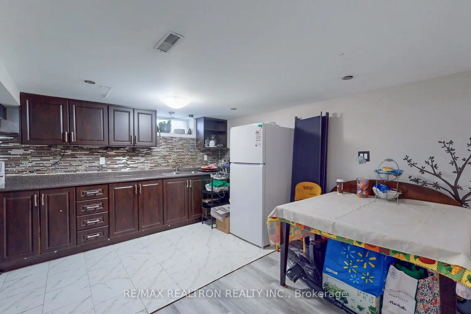 Additional image 15 of 132 Porchester Drive