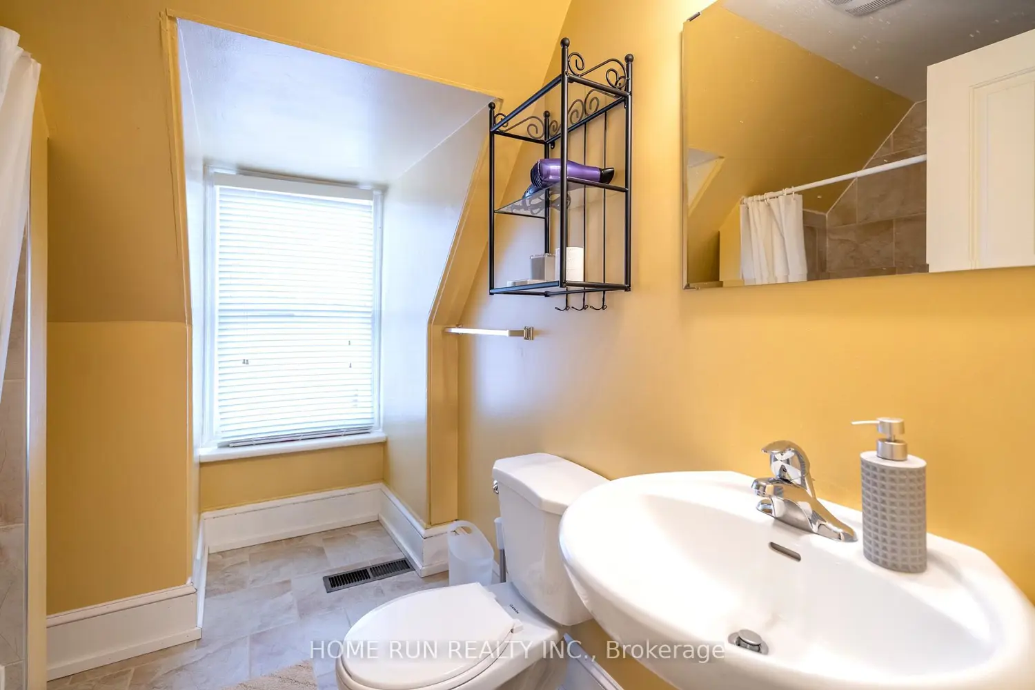 Additional image 17 of 431 Gilmour Street