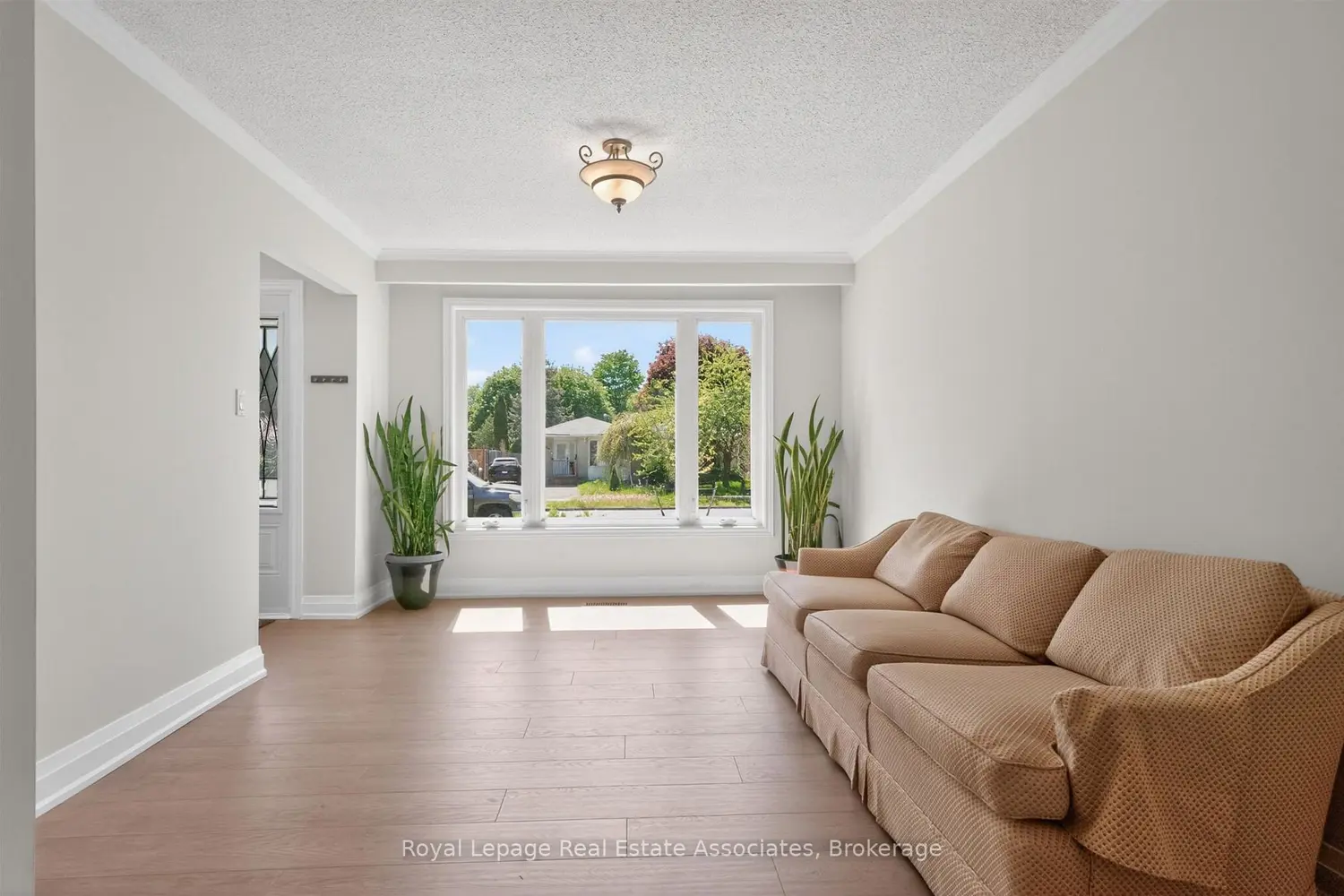 2663 Widemarr Road photo 2