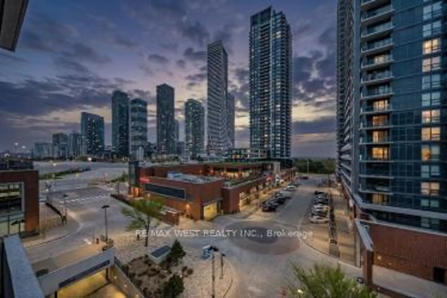 10 Park Lawn Road 602