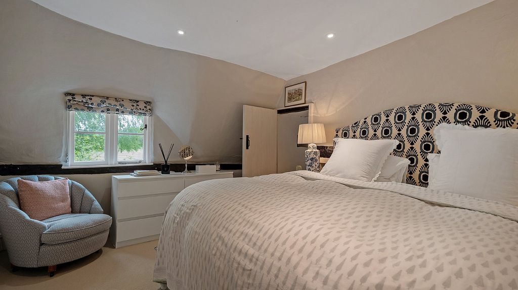 Additional image 20 of 8 bed detached house for saleThrupp, Faringdon, Oxfordshire SN7
