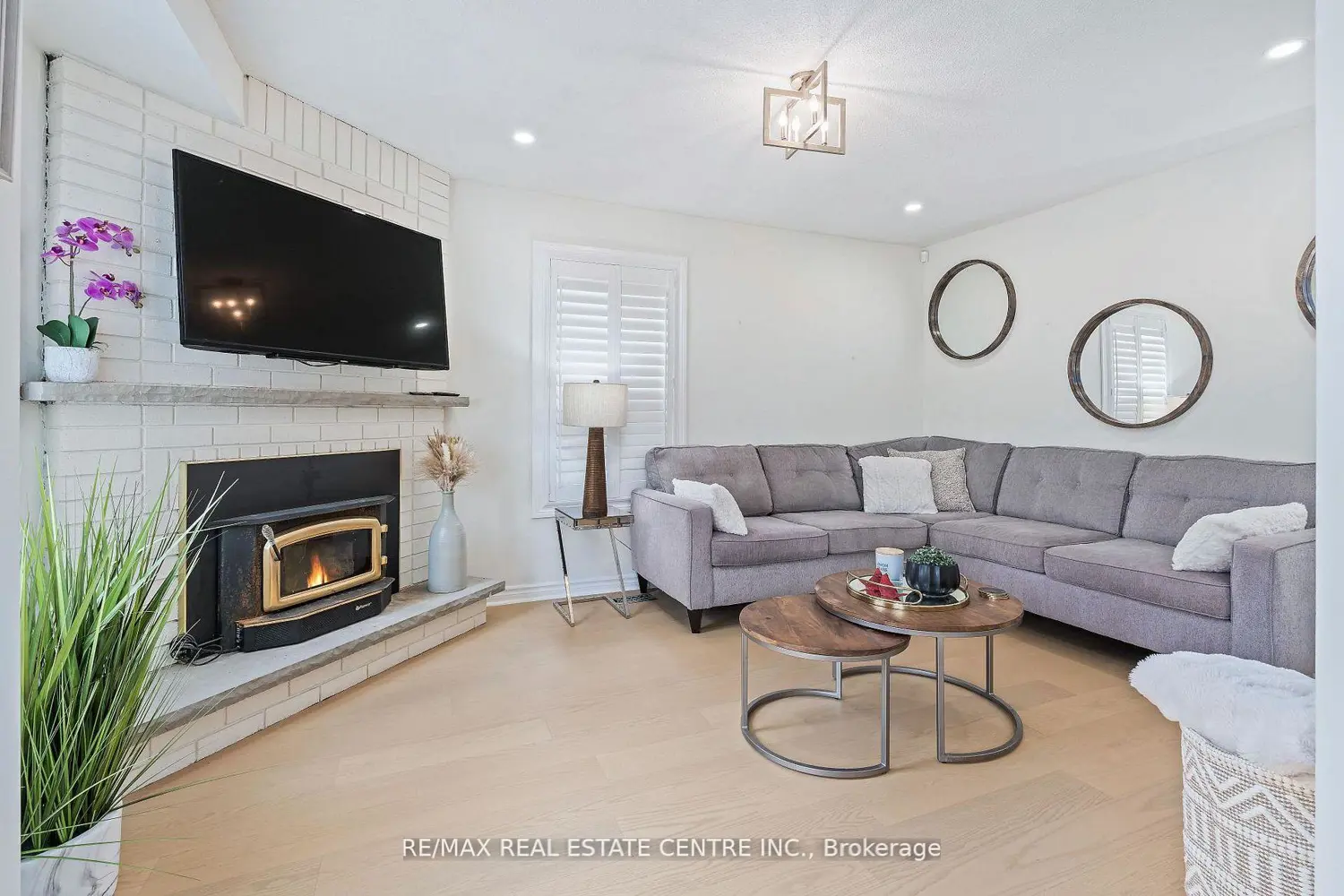 20 Nixon Crescent photo 3