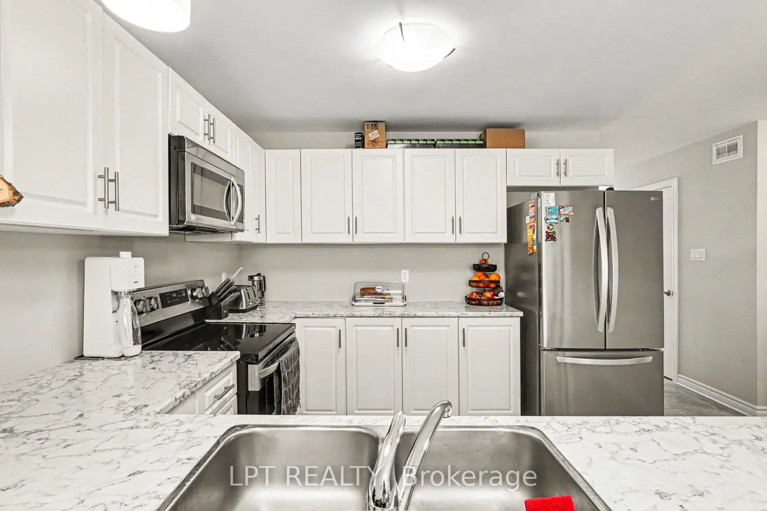 Additional image 10 of 34 Morgan Clouthier Way