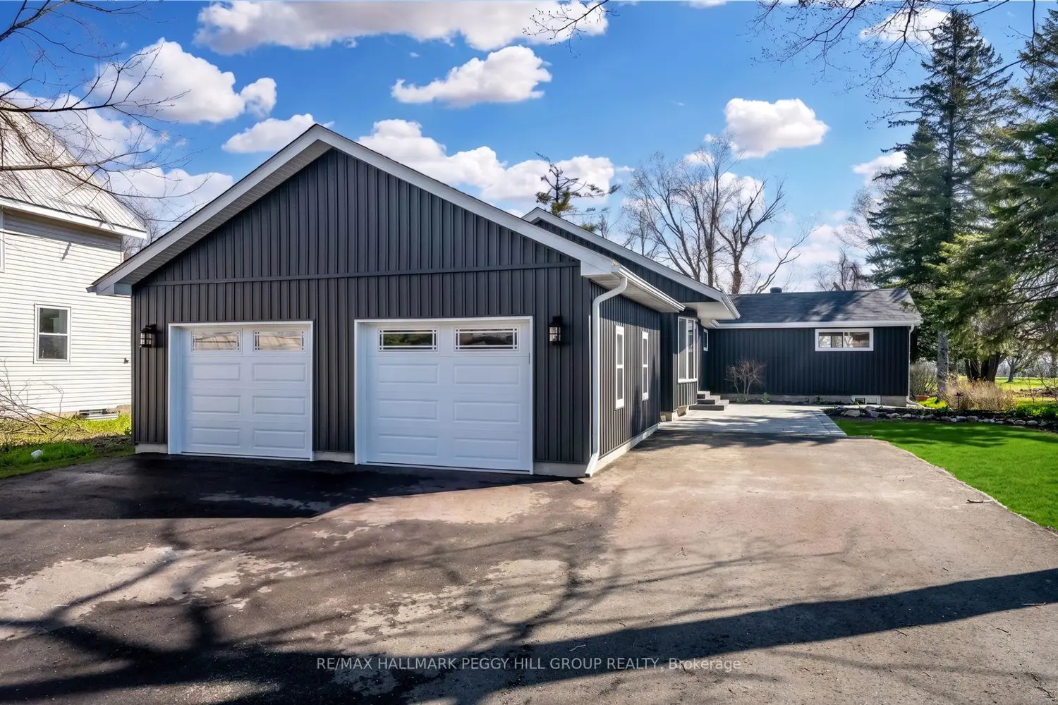 386 Peter Street