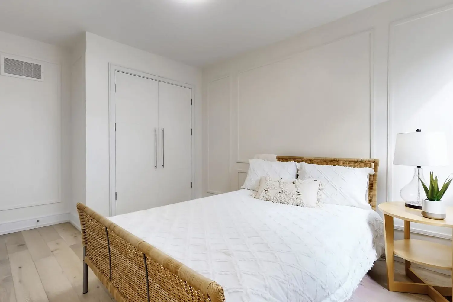 Additional image 6 of 296 Torresdale Avenue 2