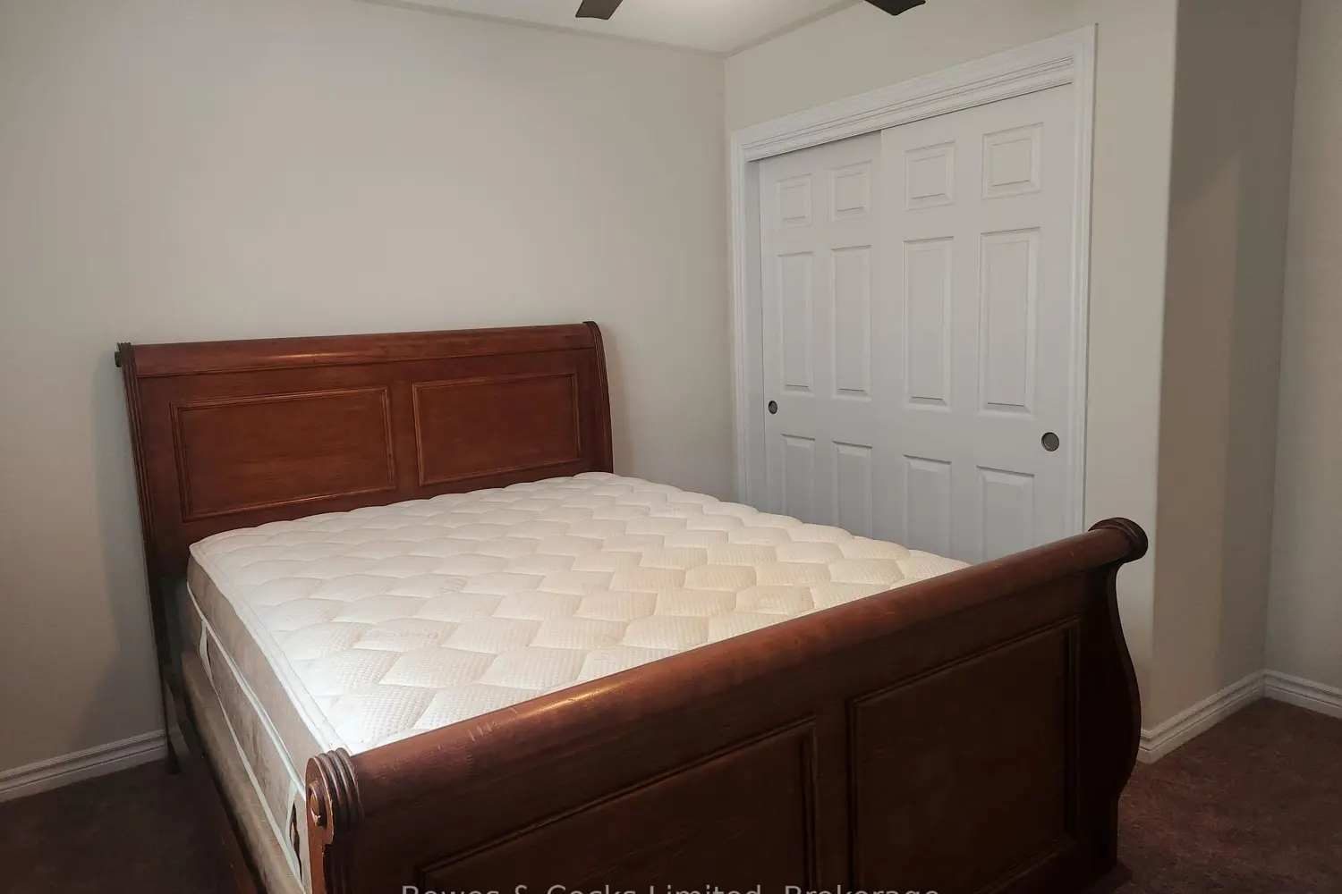 716 Sawmill Road photo 5