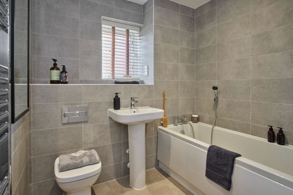 Additional image 10 of 5 bed detached house for sale"The Buckingham" at Goldfinch Drive, Faversham ME13