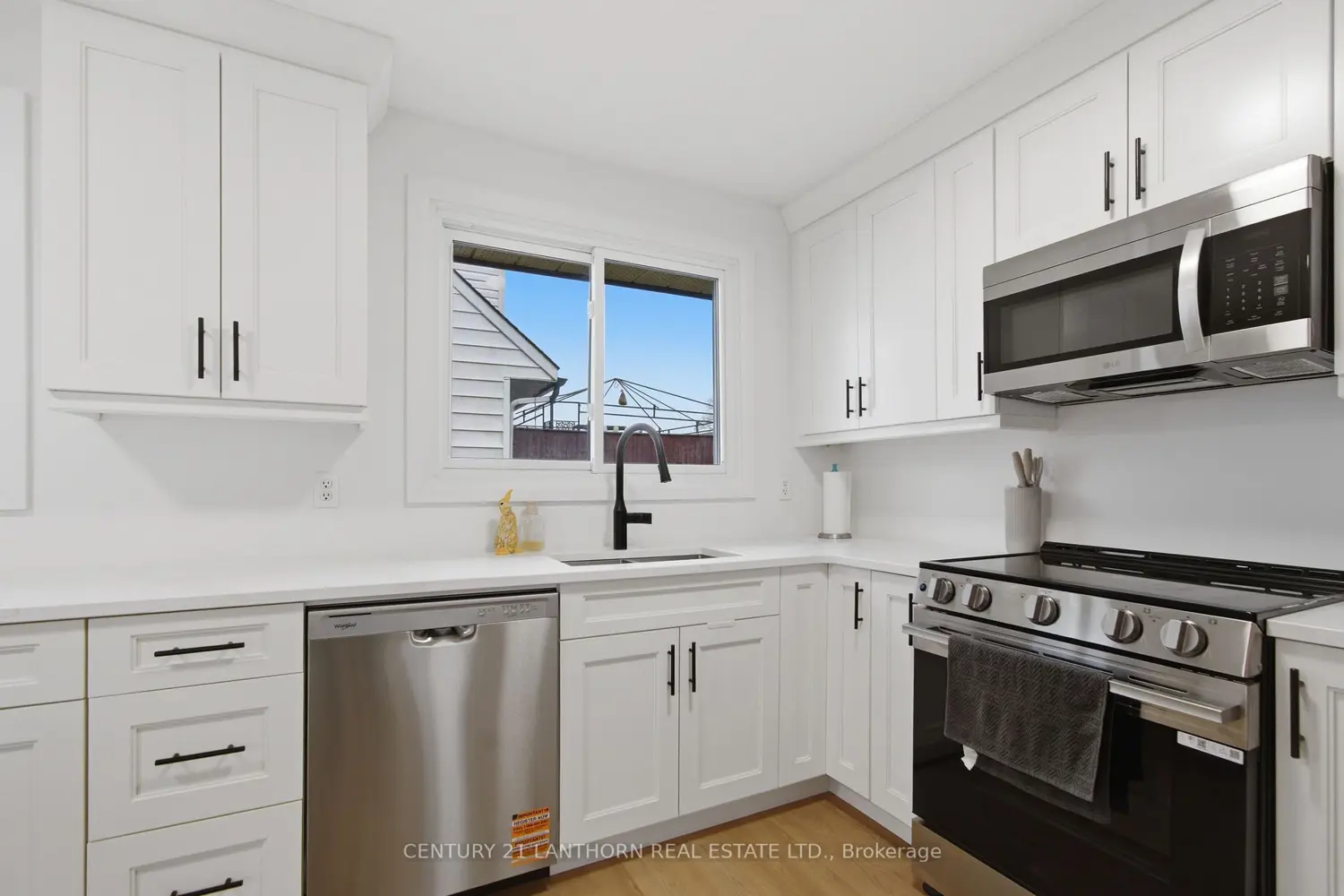 18 Glendale Road photo 5