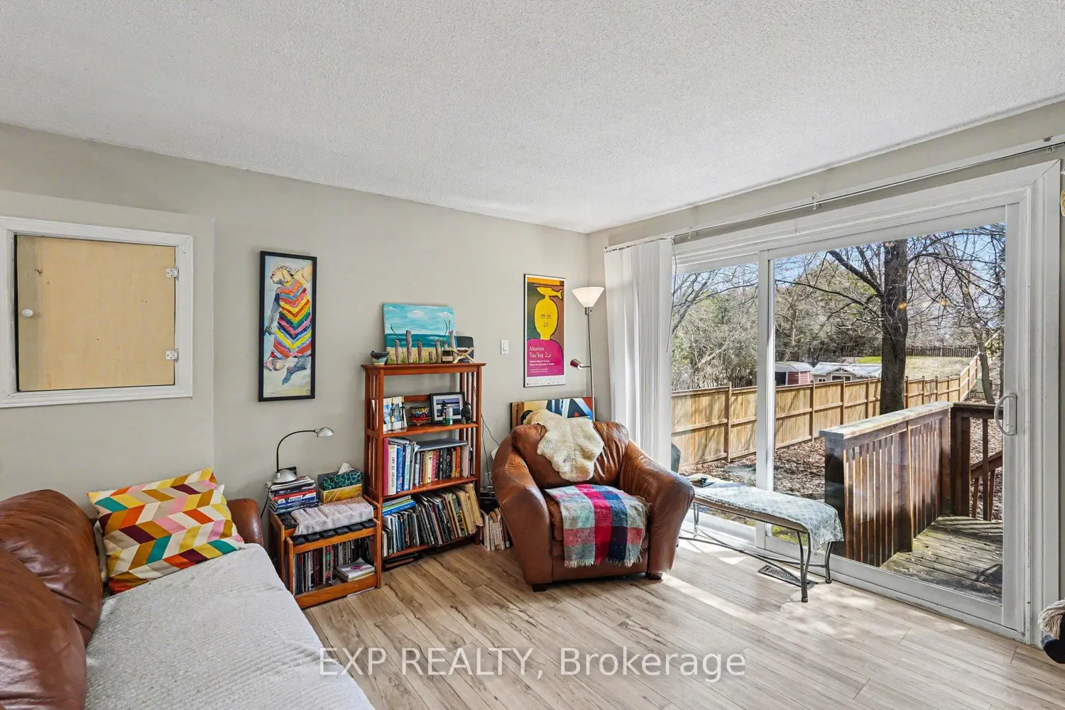 56 Glamorgan Drive photo 5