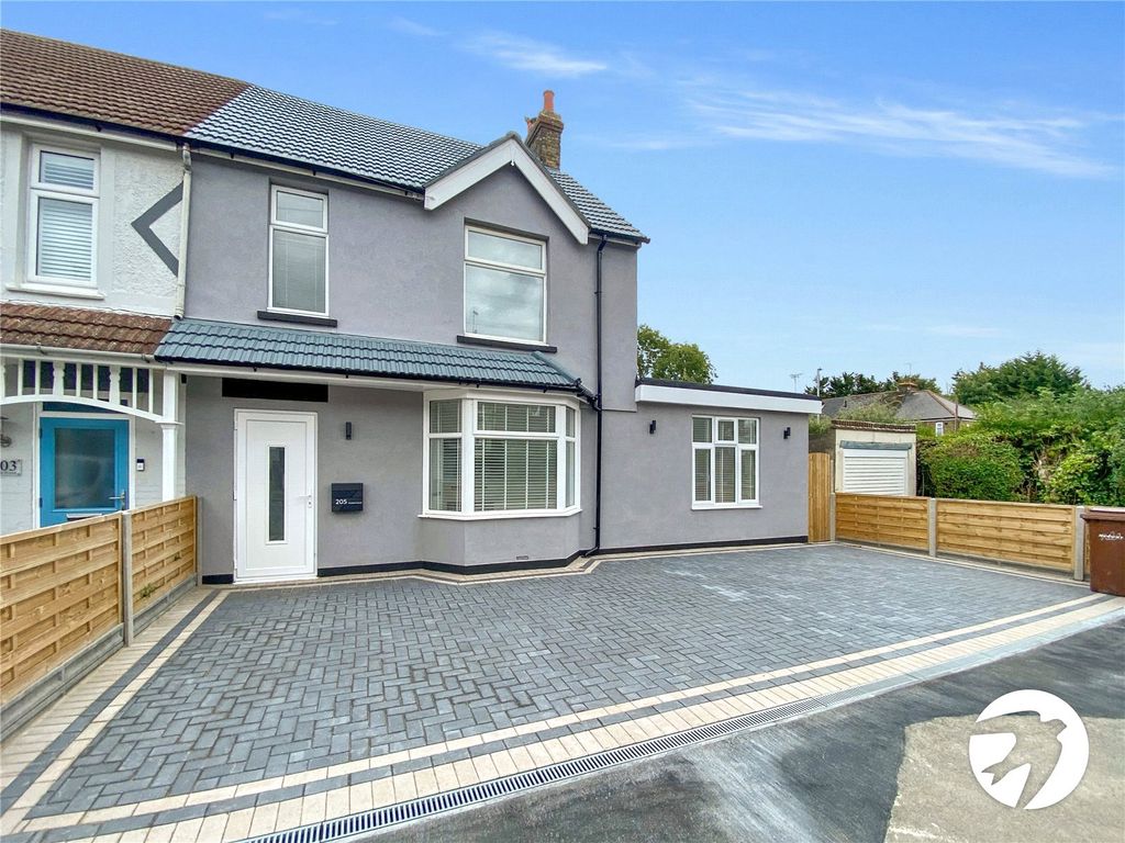 4 bed semi-detached house for saleSturdee Avenue, Gillingham, Kent ME7