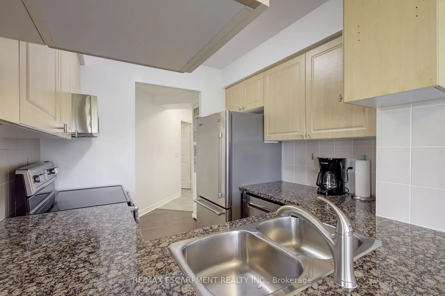 Additional image 7 of 2379 Central Park Drive 603