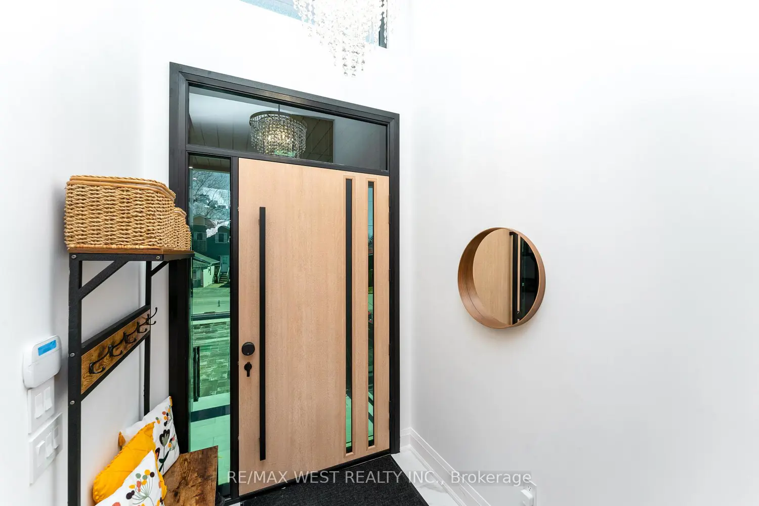 52 Wildwood Avenue photo 2