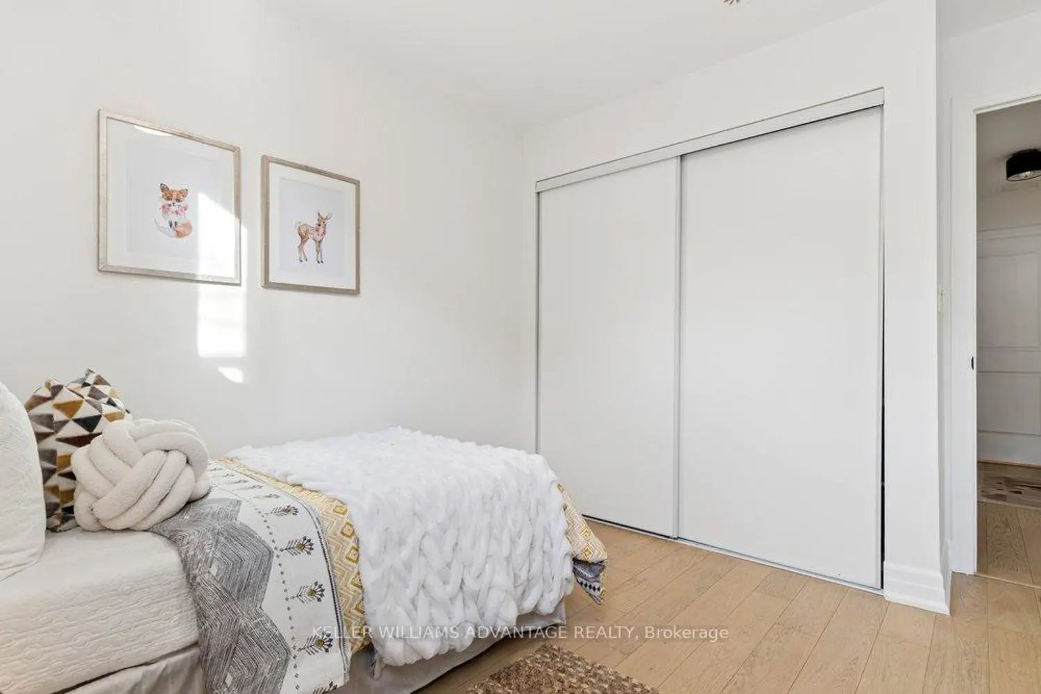 Additional image 19 of 57 Macaulay Avenue 402