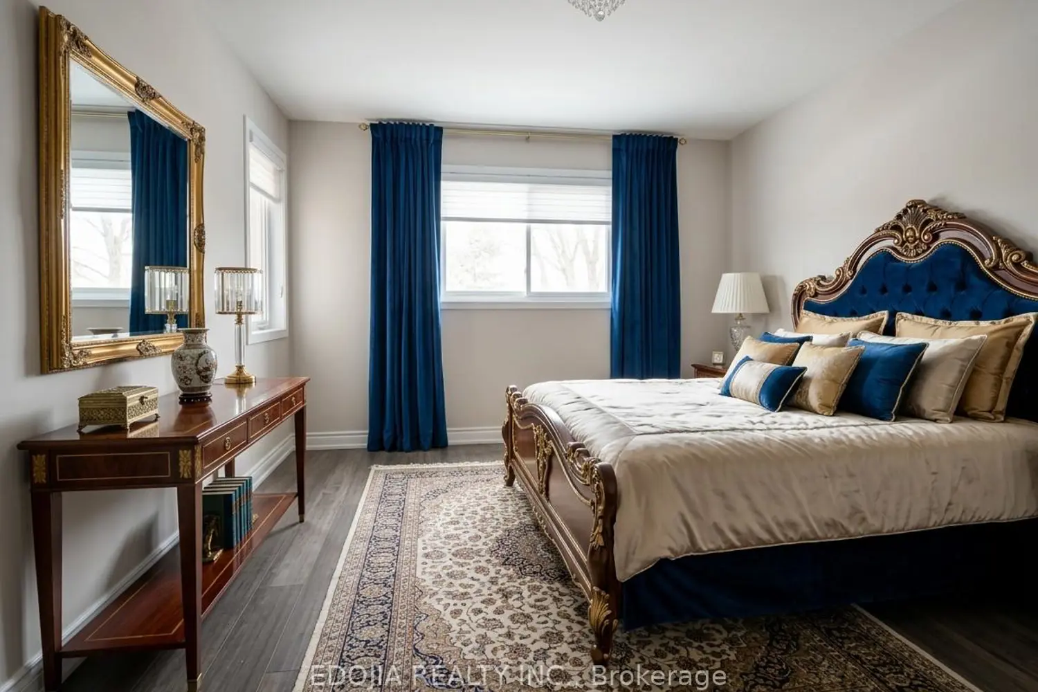 136 Bristol Road photo 4