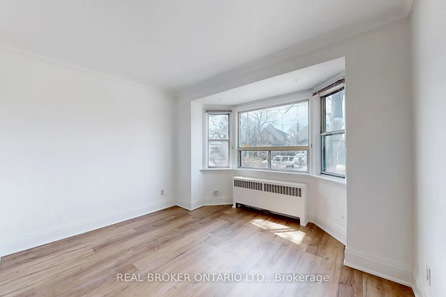 Additional image 4 of 451 Donlands Avenue