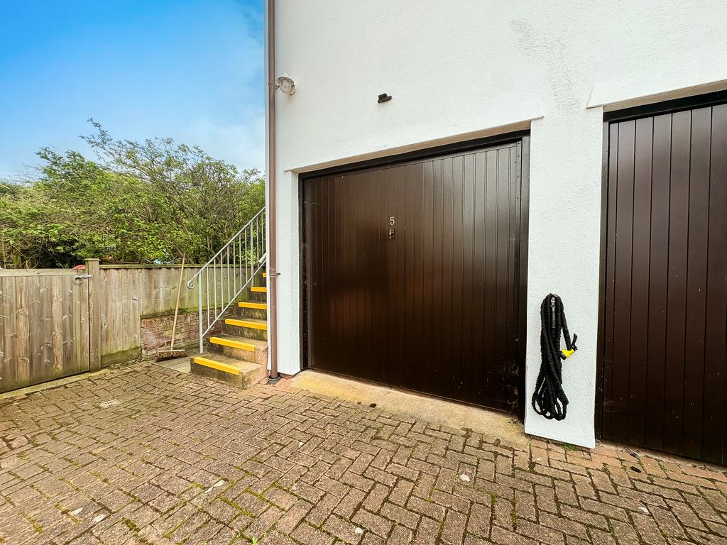 Additional image 13 of 2 bed flat for saleExe Street, Topsham, Exeter EX3
