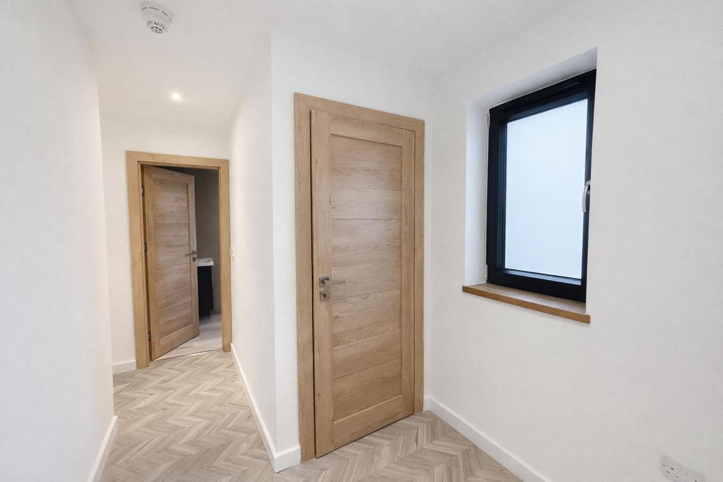 Additional image 9 of 2 bed flat for saleBridge Road, Great Yarmouth NR30