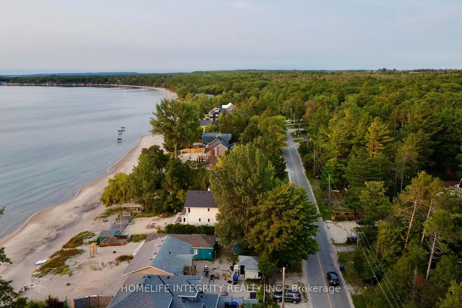 2197 Tiny Beaches Road photo 2