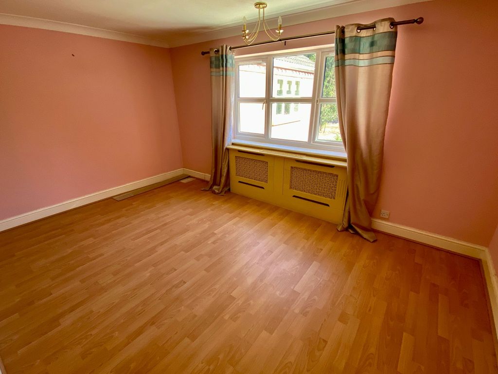Additional image 26 of 6 bed detached house for saleManthorpe Road, Grantham NG31
