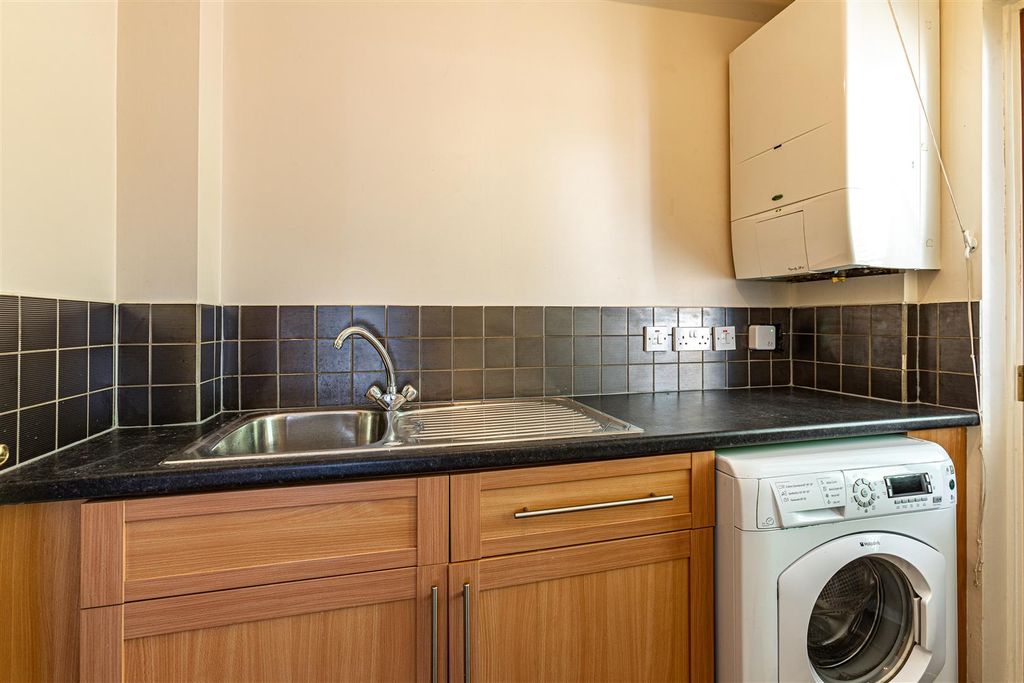 Additional image 9 of 4 bed property for sale19 Netherbank, Galashiels TD1