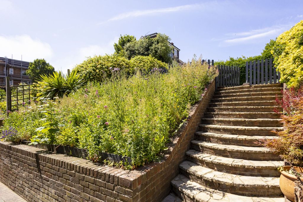 Additional image 19 of 5 bed detached house for saleWear Bay Crescent, Folkestone CT19