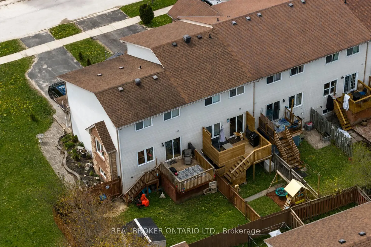 Additional image 19 of 4 Parkside Crescent