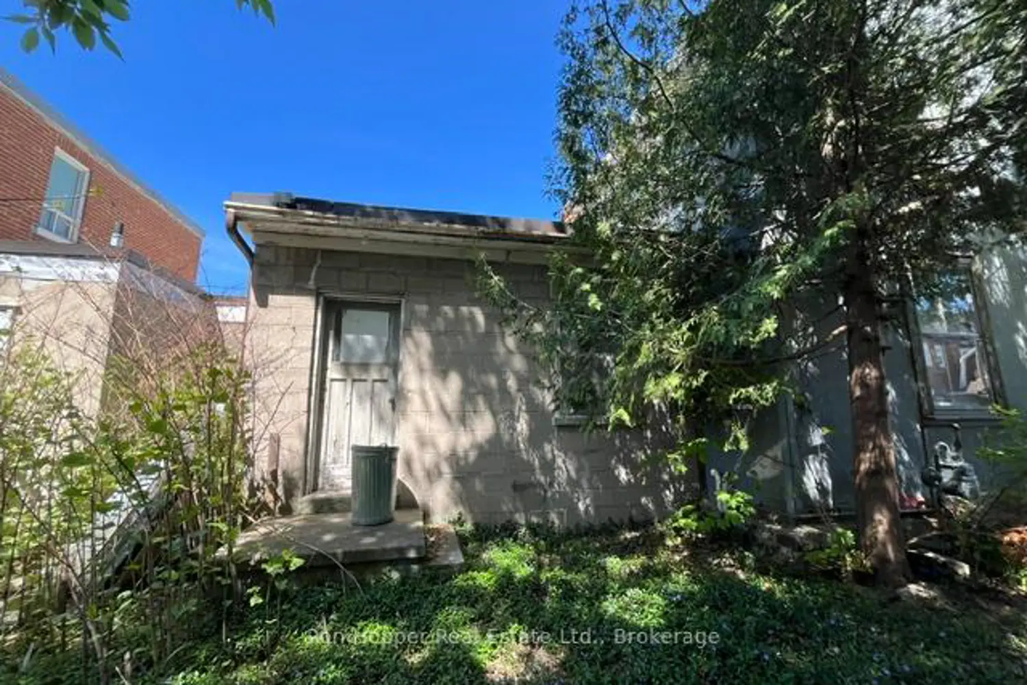 1086 3Rd Avenue photo 4