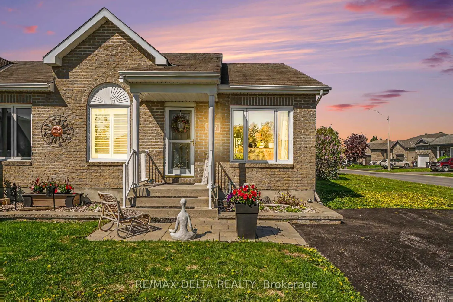 117 Panorama Avenue photo 2