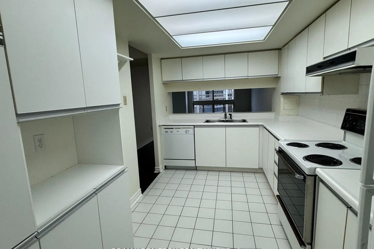 Additional image 4 of 5 Kenneth Avenue 1706