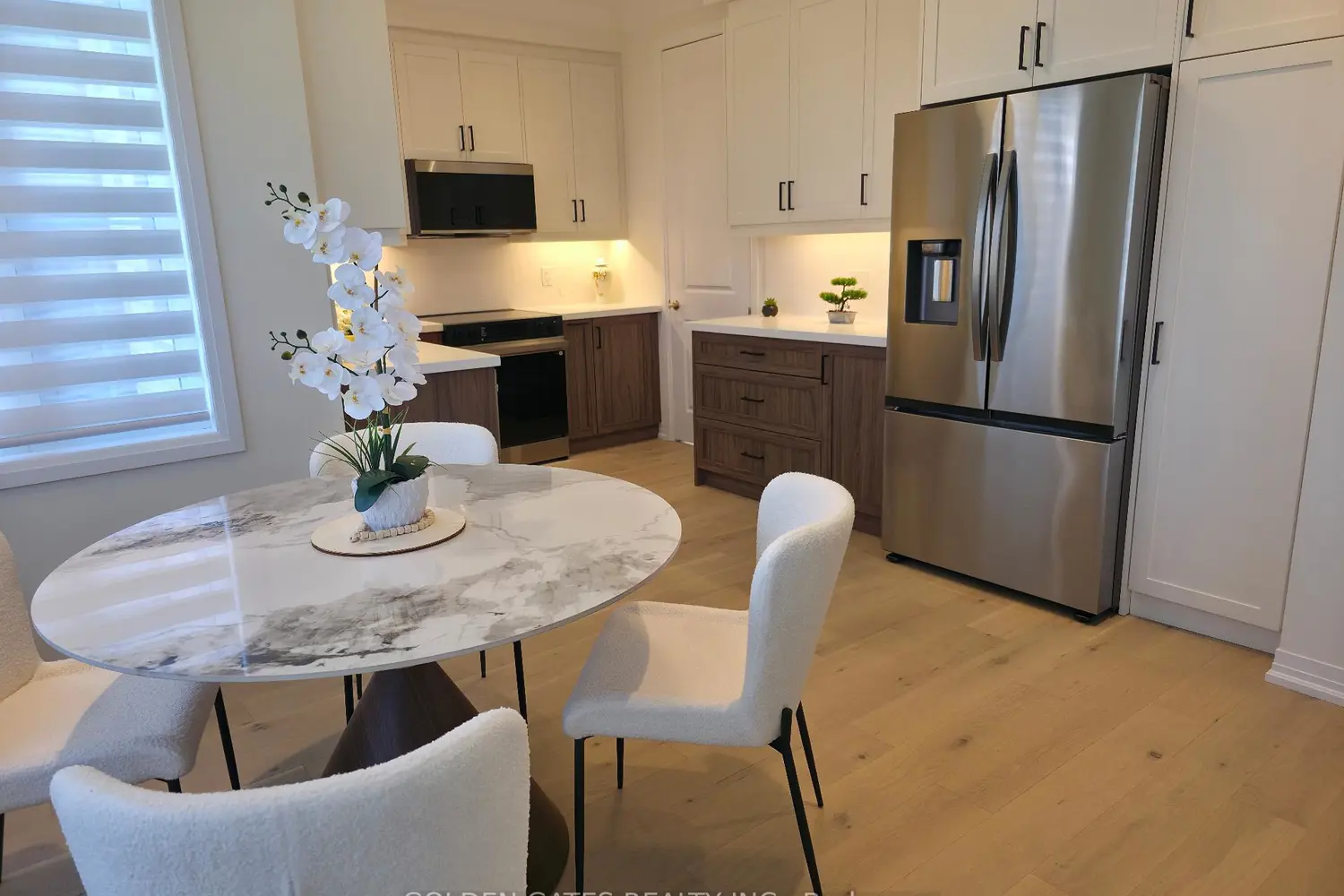 481 Balsam Street photo 5