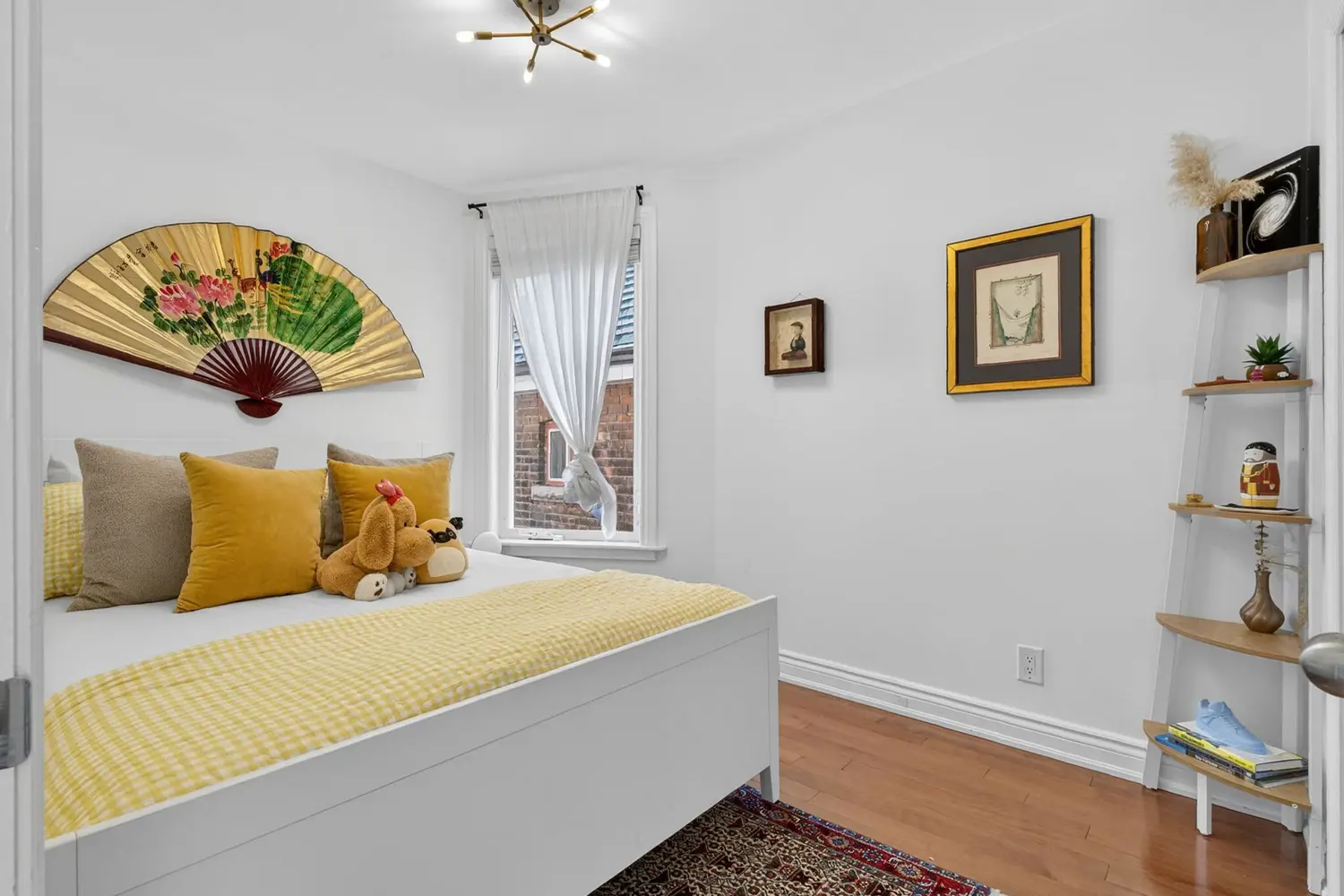 Additional image 9 of 144 Rosemount Avenue