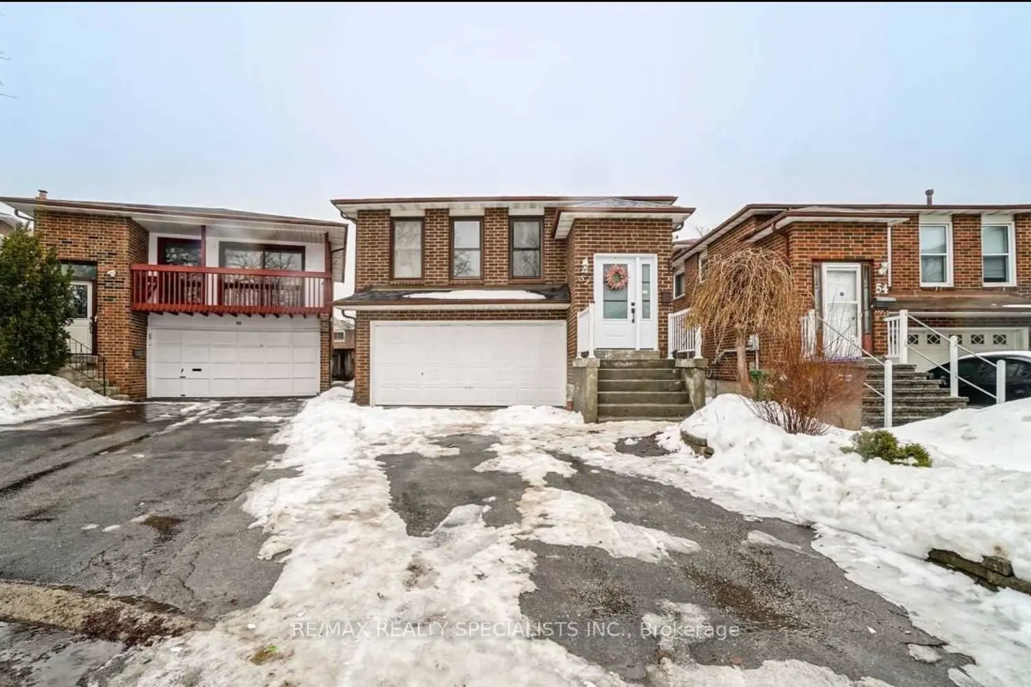 52 Maplehurst Square
