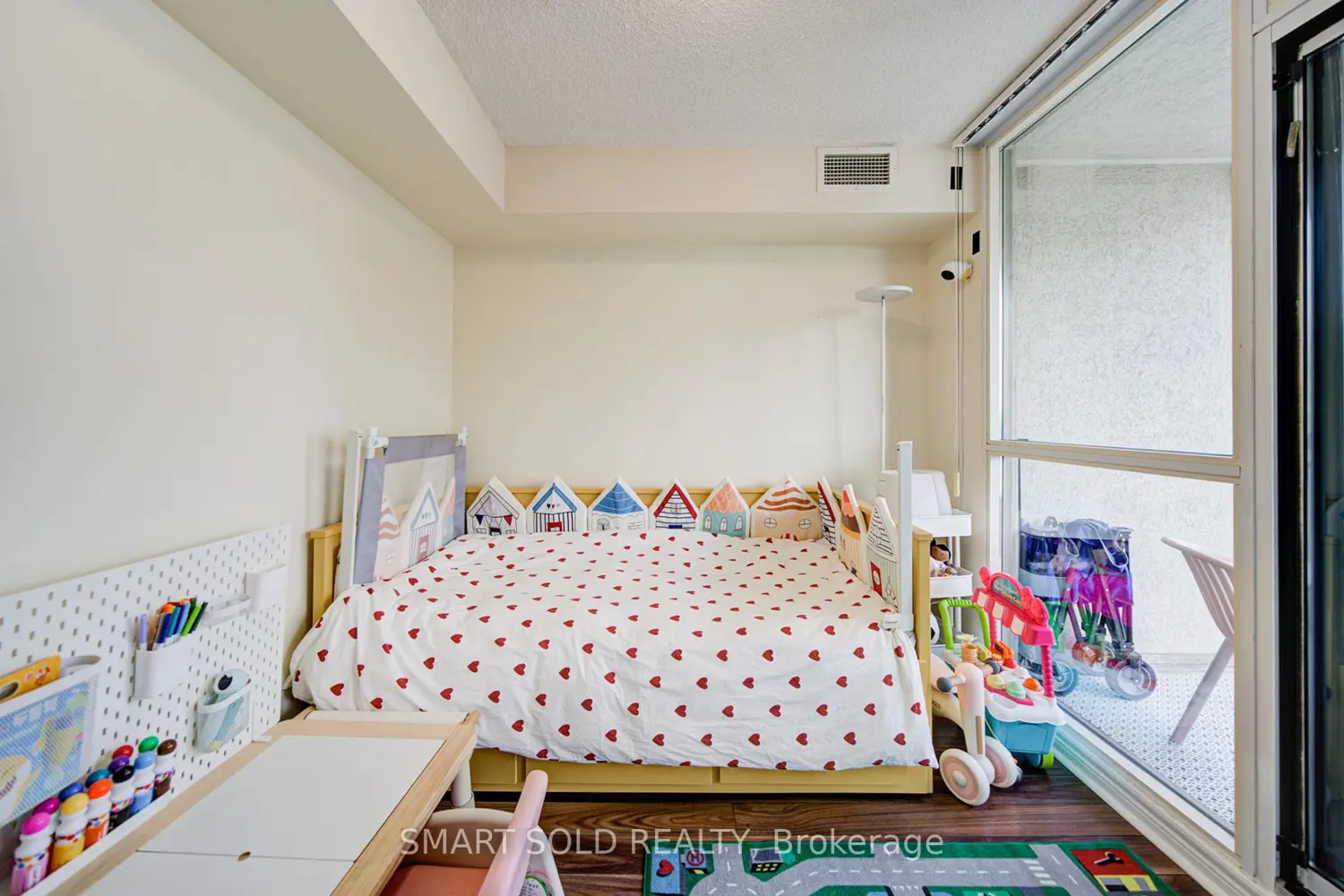 Additional image 7 of 18 Parkview Avenue 1512