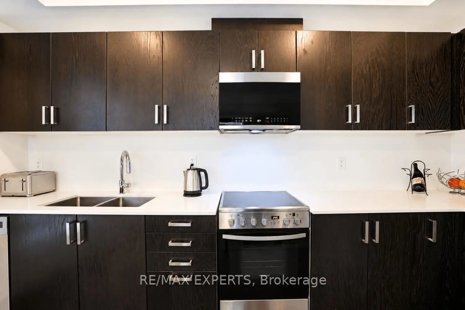 Additional image 5 of 8 Marquette Avenue 7