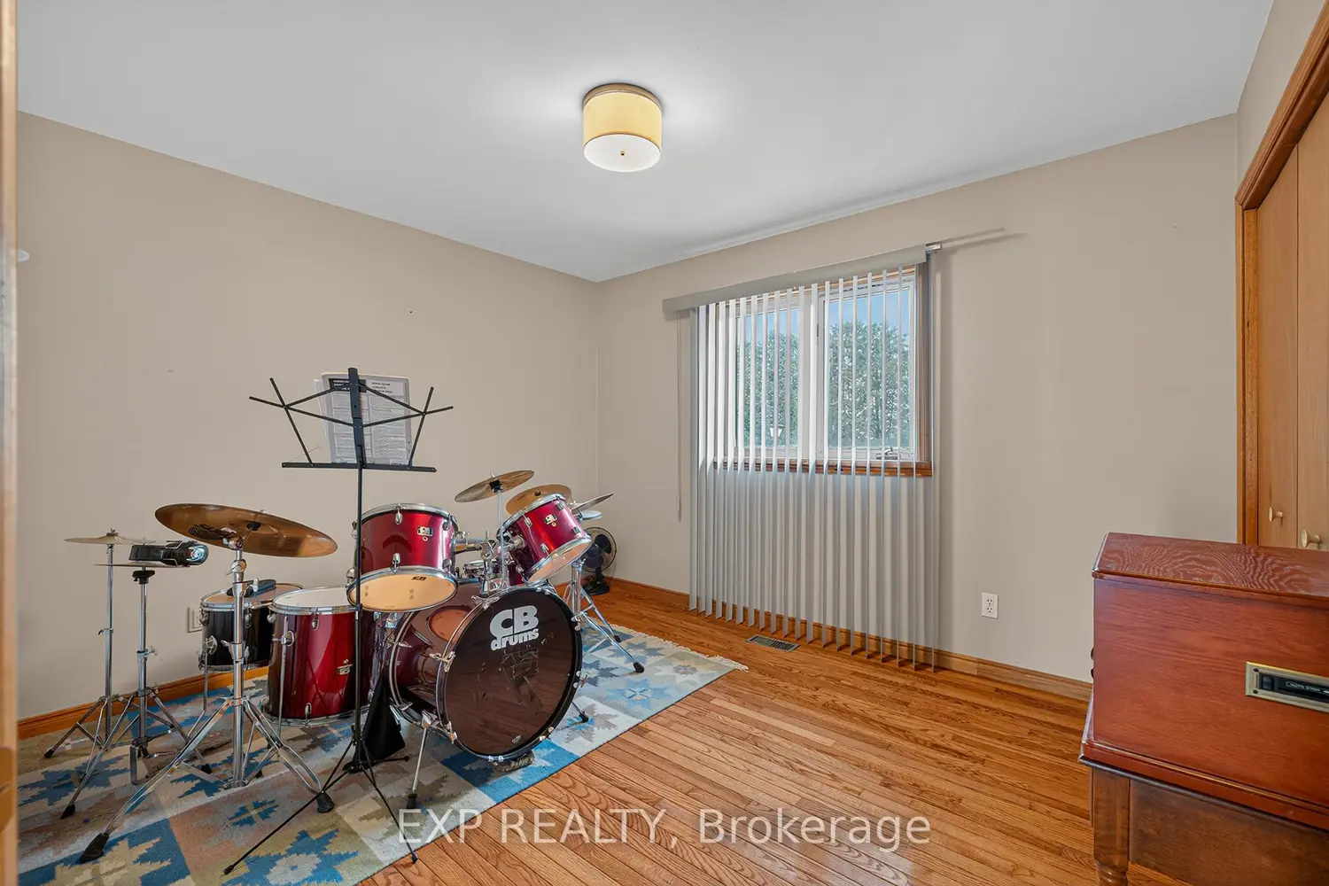 Additional image 6 of 733036 Southgate 73