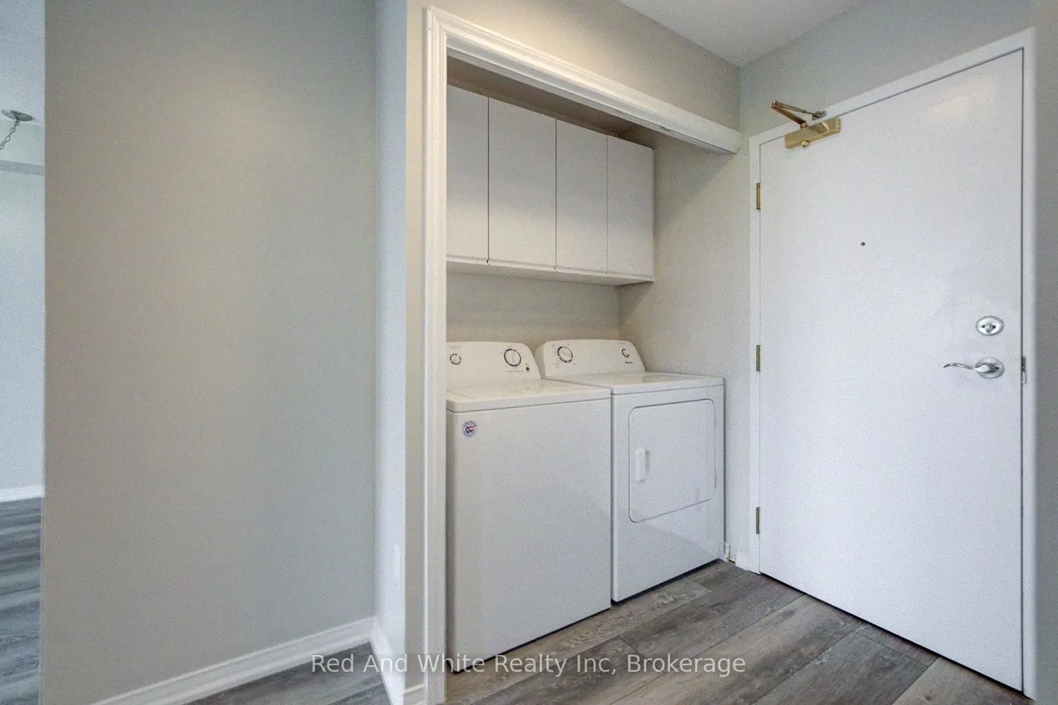 1414 King Street 802 photo 3