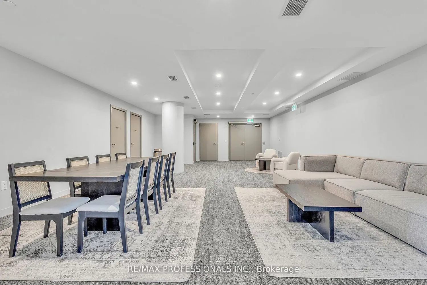 Additional image 15 of 859 The Queensway 313