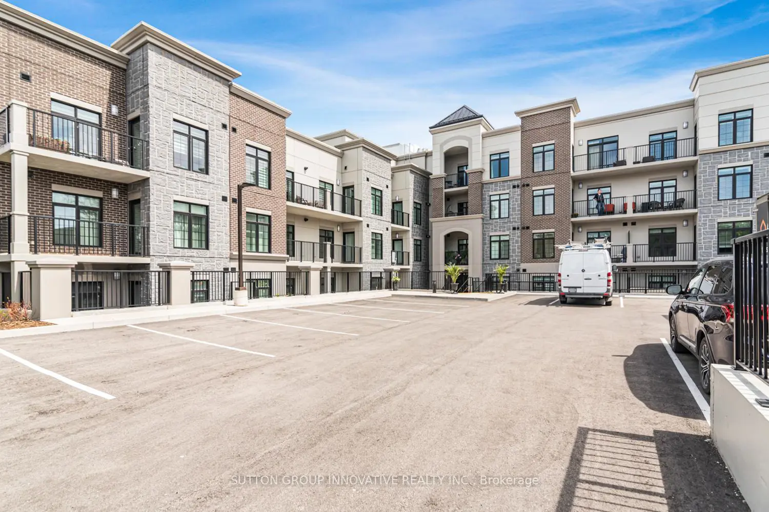 153 Wilson Street 105