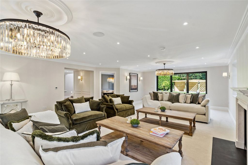 Additional image 5 of 5 bed detached house for saleHowards Wood Drive, Gerrards Cross, Buckinghamshire SL9
