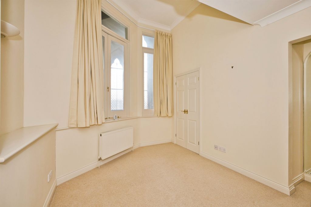 Additional image 11 of 3 bed flat for saleMoffats Drive, South Horrington Village, Wells BA5