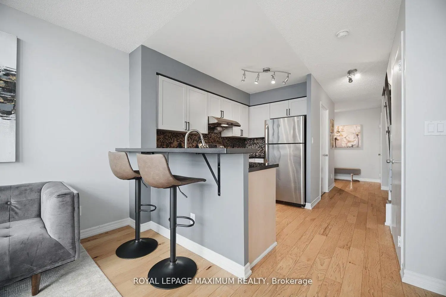Additional image 4 of 200 Manitoba Street 508