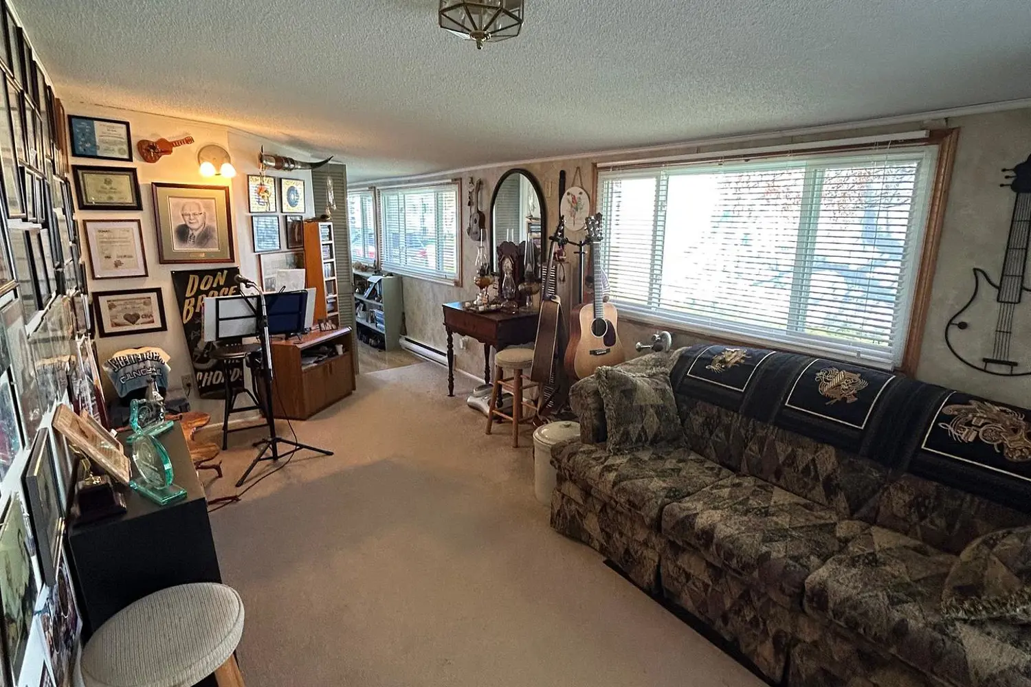 Additional image 11 of 395 Riverbend Road 22