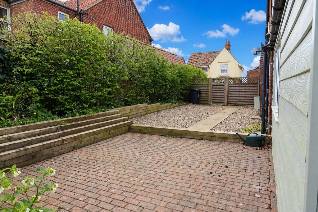 Additional image 14 of 3 bed semi-detached house for saleGladstone Road, Fakenham NR21