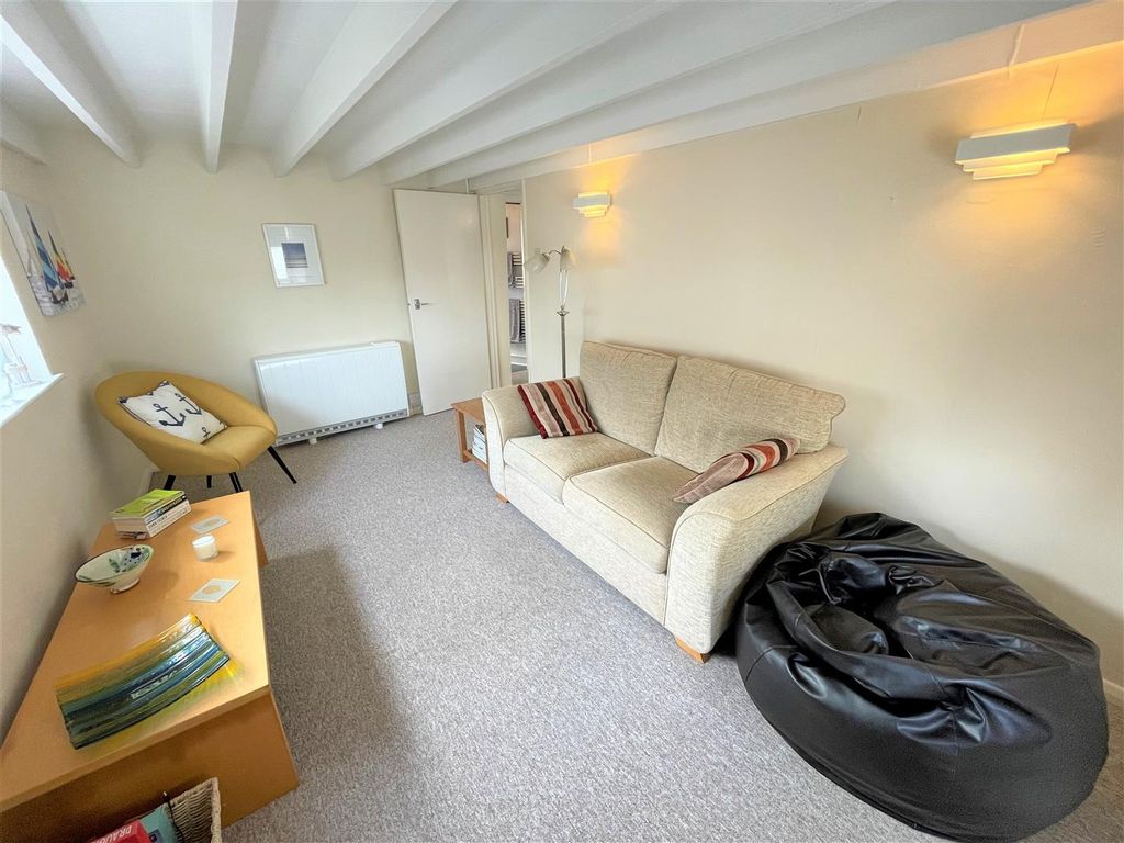 Additional image 5 of 2 bed flat for saleLostwithiel Street, Fowey PL23