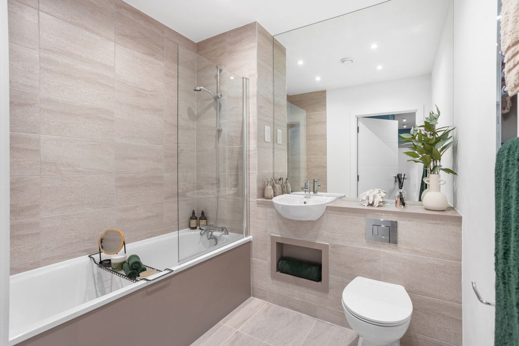 Additional image 10 of 2 bed flat for saleWest Street, Erith DA8