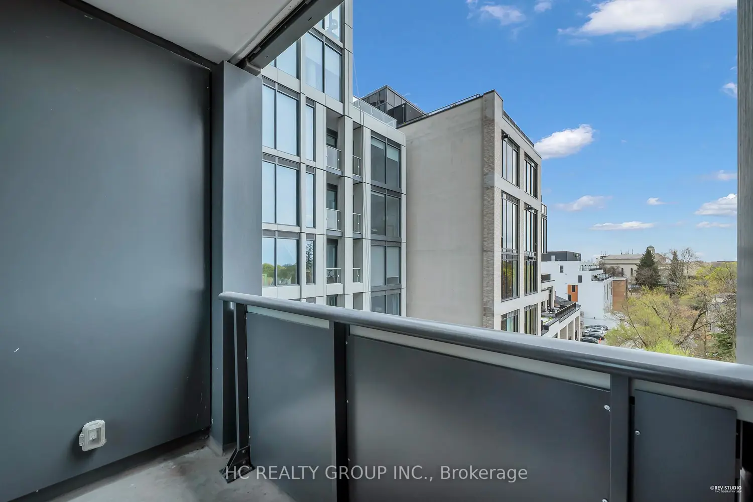Additional image 15 of 2020 Bathurst Street 603