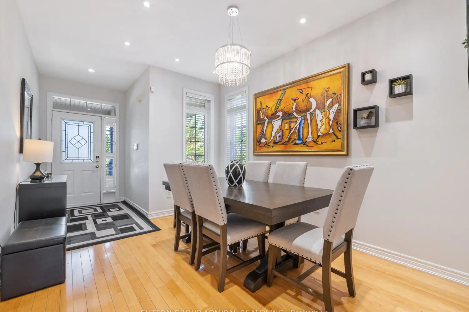 49 Loire Valley Avenue photo 3